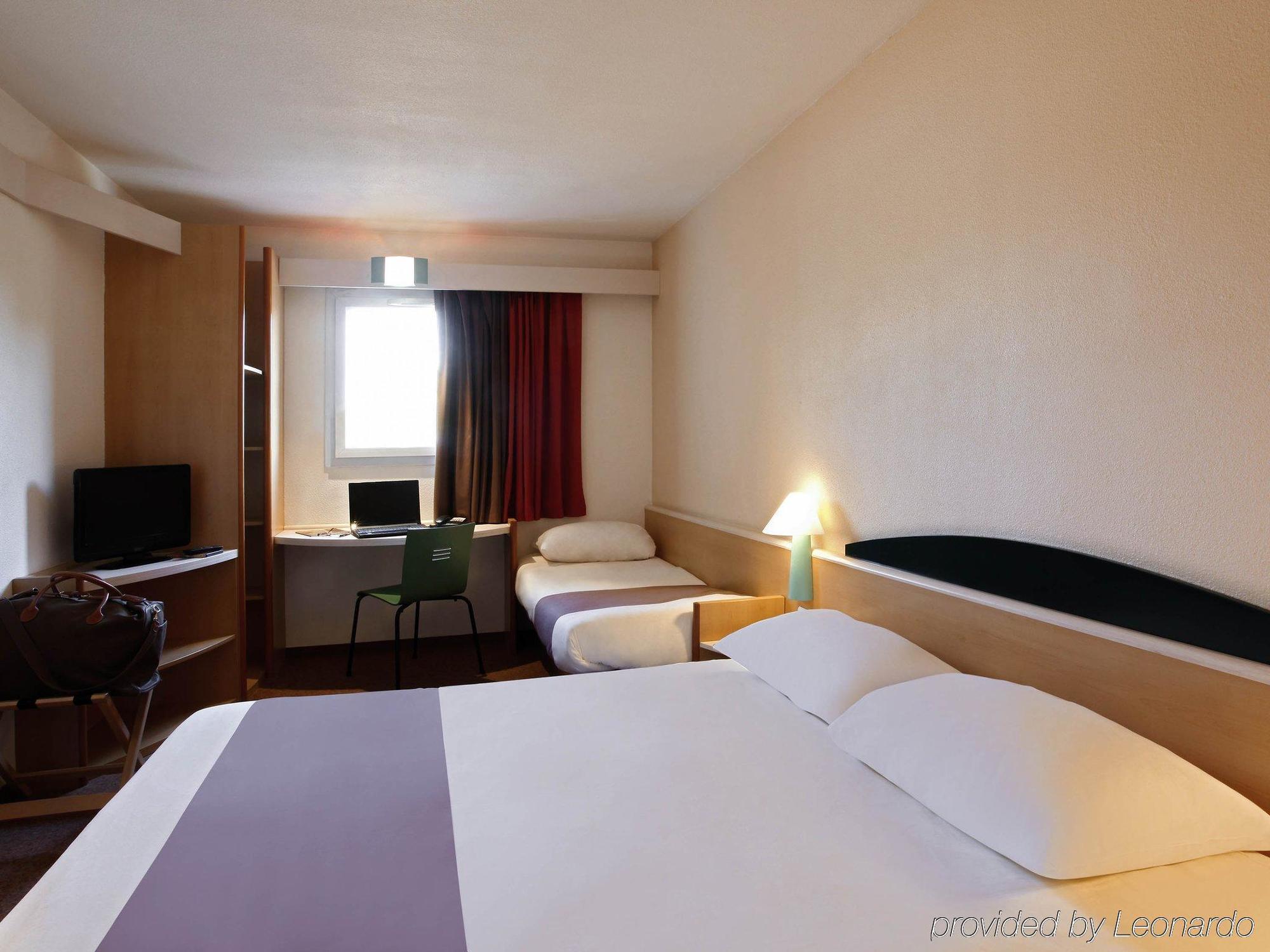 Ibis Budget Manosque Cadarache Kültér fotó